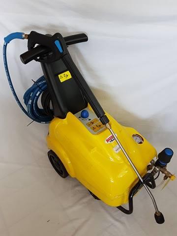 NETTOYEUR MAZZONI  380V 200 BAR  K4000