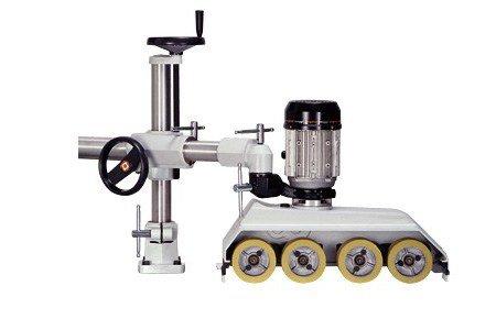 ENTRAINEUR 4 ROUES/4VITESSES  STEEF 2044MAGGI 
